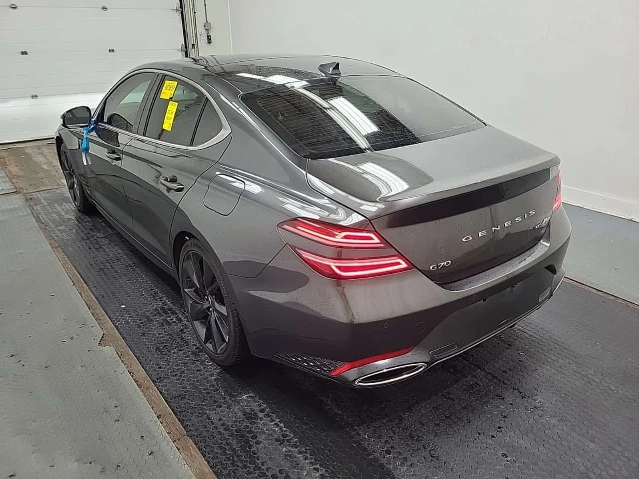 Genesis G70 3.3T Sport / CARFAX / АВТОКРЕДИТ , снимка 2 - Автомобили и джипове - 55594879