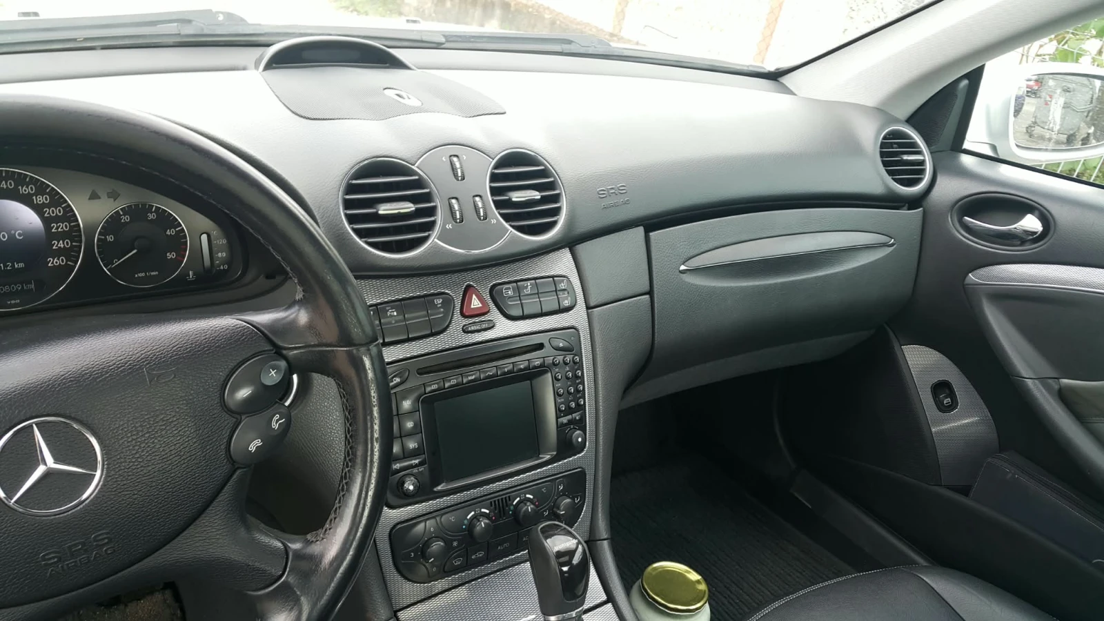 Mercedes-Benz CLK, снимка 7 - Автомобили и джипове - 55936569