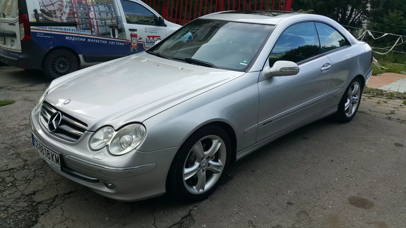 Mercedes-Benz CLK, снимка 3 - Автомобили и джипове - 55936569