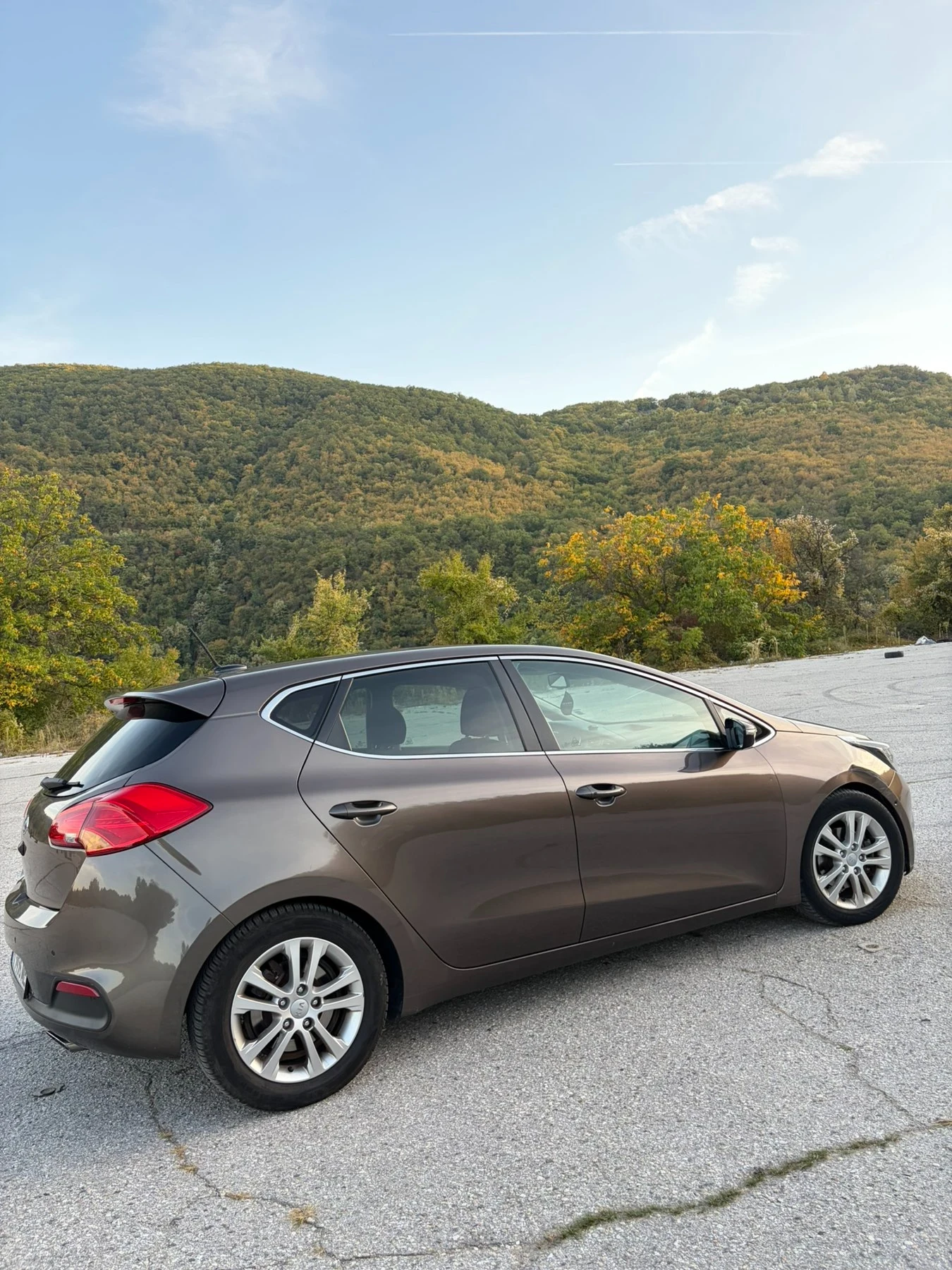 Kia Ceed, снимка 10 - Автомобили и джипове - 56505168