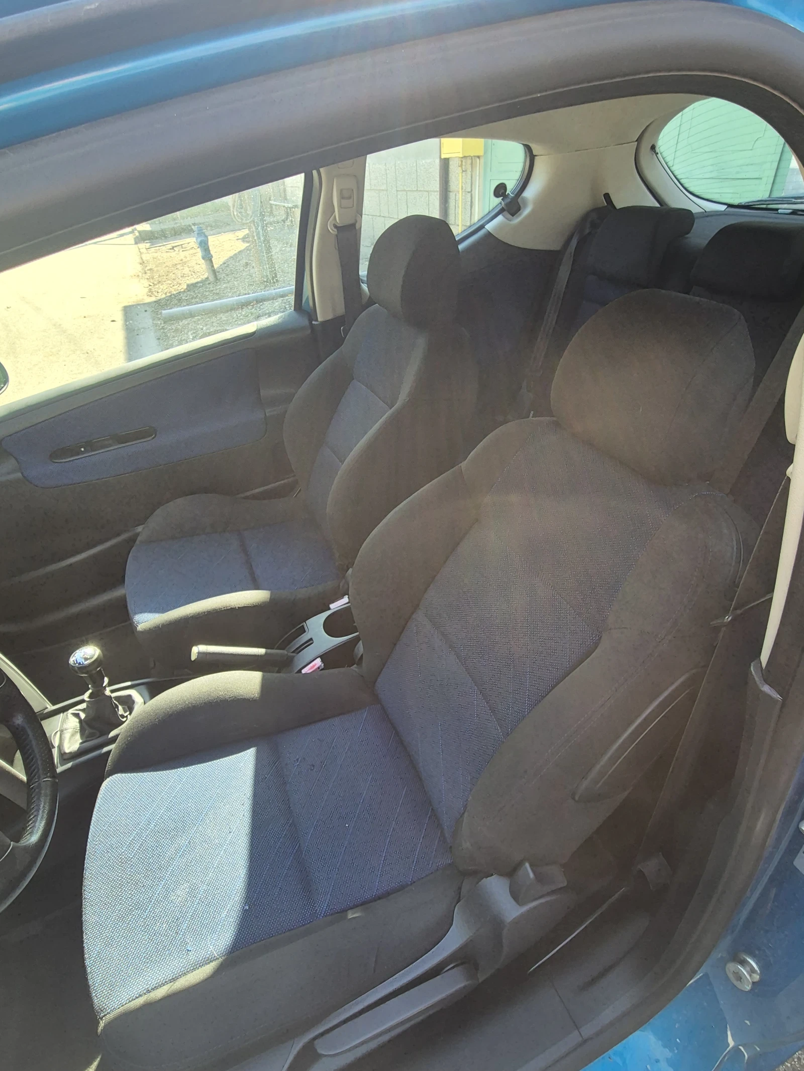 Peugeot 207 1.6HDI, снимка 8 - Автомобили и джипове - 56594314