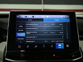 Jeep Compass Limited | 4WD | Дистанционно палене | Carplay , снимка 12
