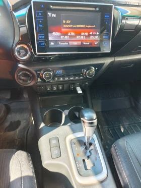 Toyota Hilux Пикап, снимка 12