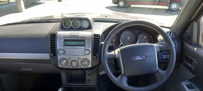 Ford Ranger 2.5-143к.., снимка 8 - Автомобили и джипове - 47190643