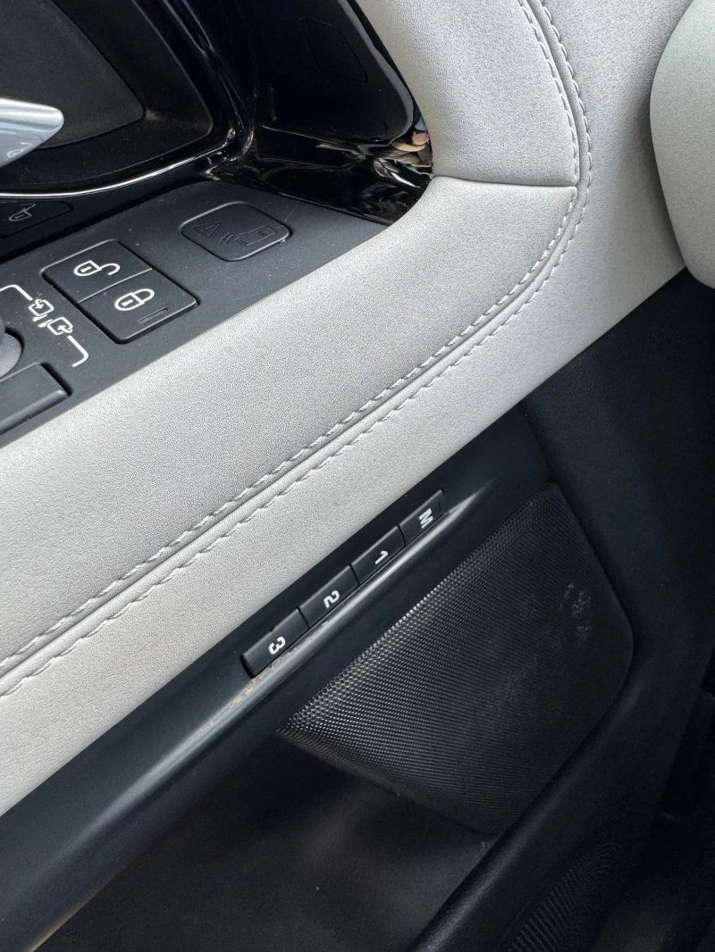 Land Rover Range Rover Evoque R-DYNAMIC 4x4 DIESEL/HYBRID FULL ЕКСТРИ, снимка 13 - Автомобили и джипове - 52844129