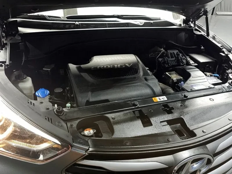 Hyundai Santa fe Diesel 2.0 2Wd Premium, снимка 6 - Автомобили и джипове - 56130282