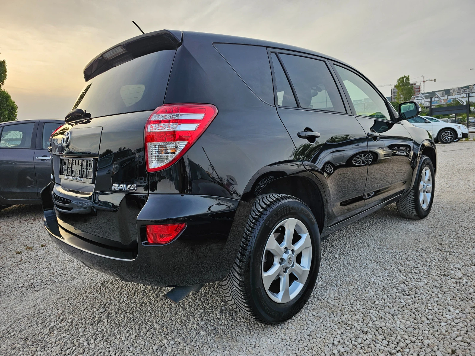 Toyota Rav4 2.2D-4D, 150к.с., Facelift, Crossover  - изображение 4