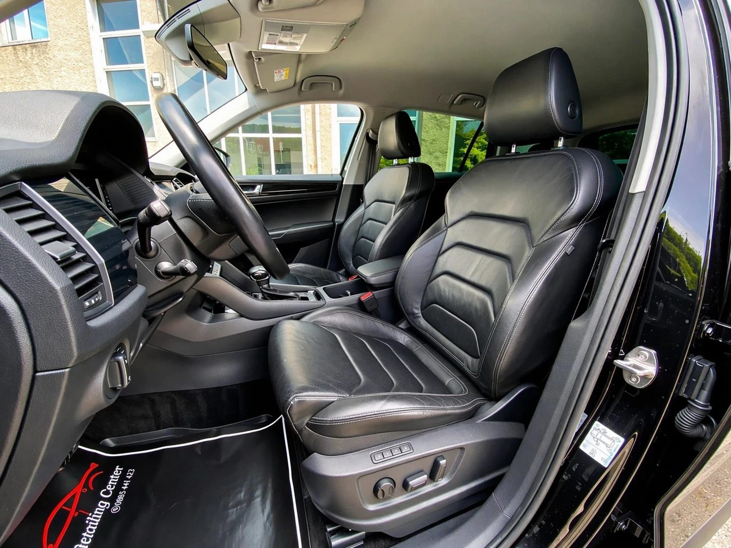 Skoda Kodiaq 4x4 DSG 200 к.с.   7 места   Пълна история, снимка 5 - Автомобили и джипове - 50235061