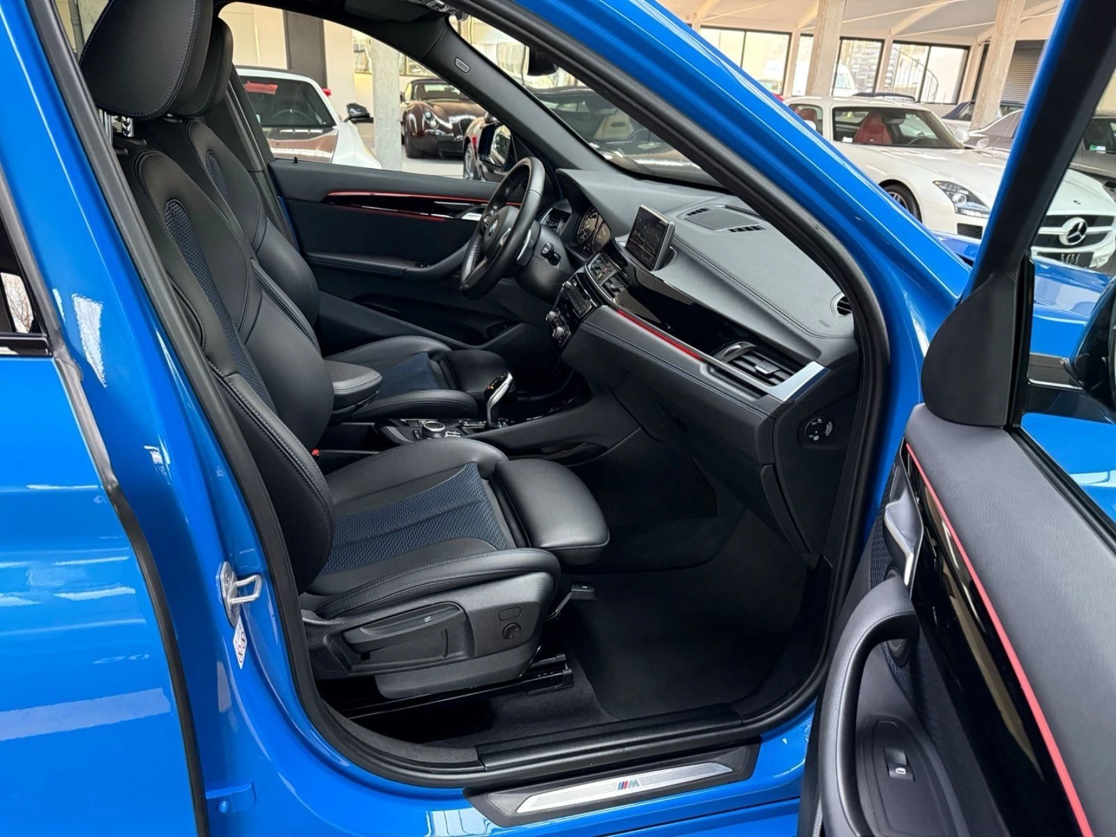 BMW X1 xDRIVE/150HP/M-SPORT/NAVI/LED/CAM/194E - изображение 8