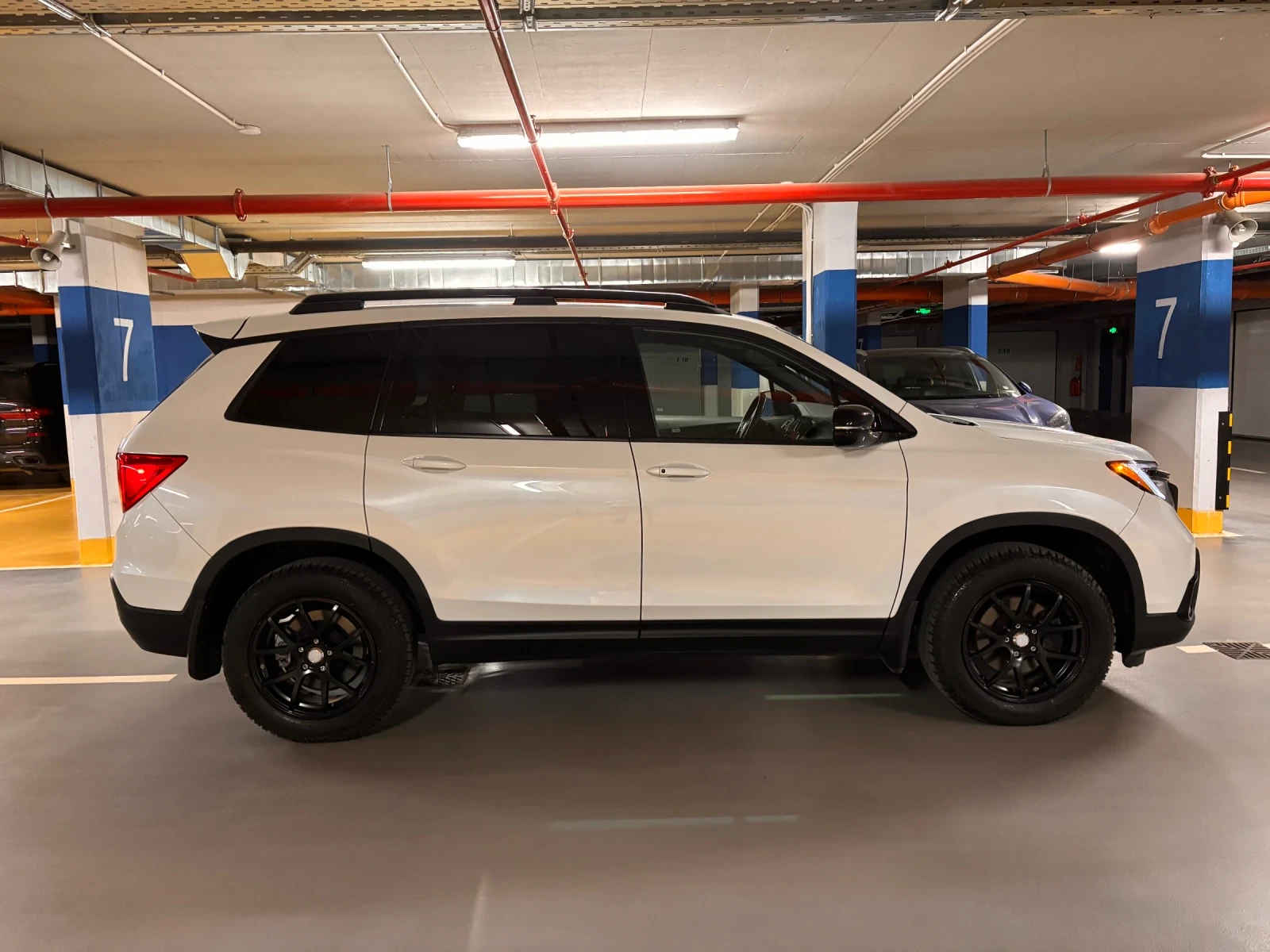 Honda Passport Touring AWD  - изображение 2