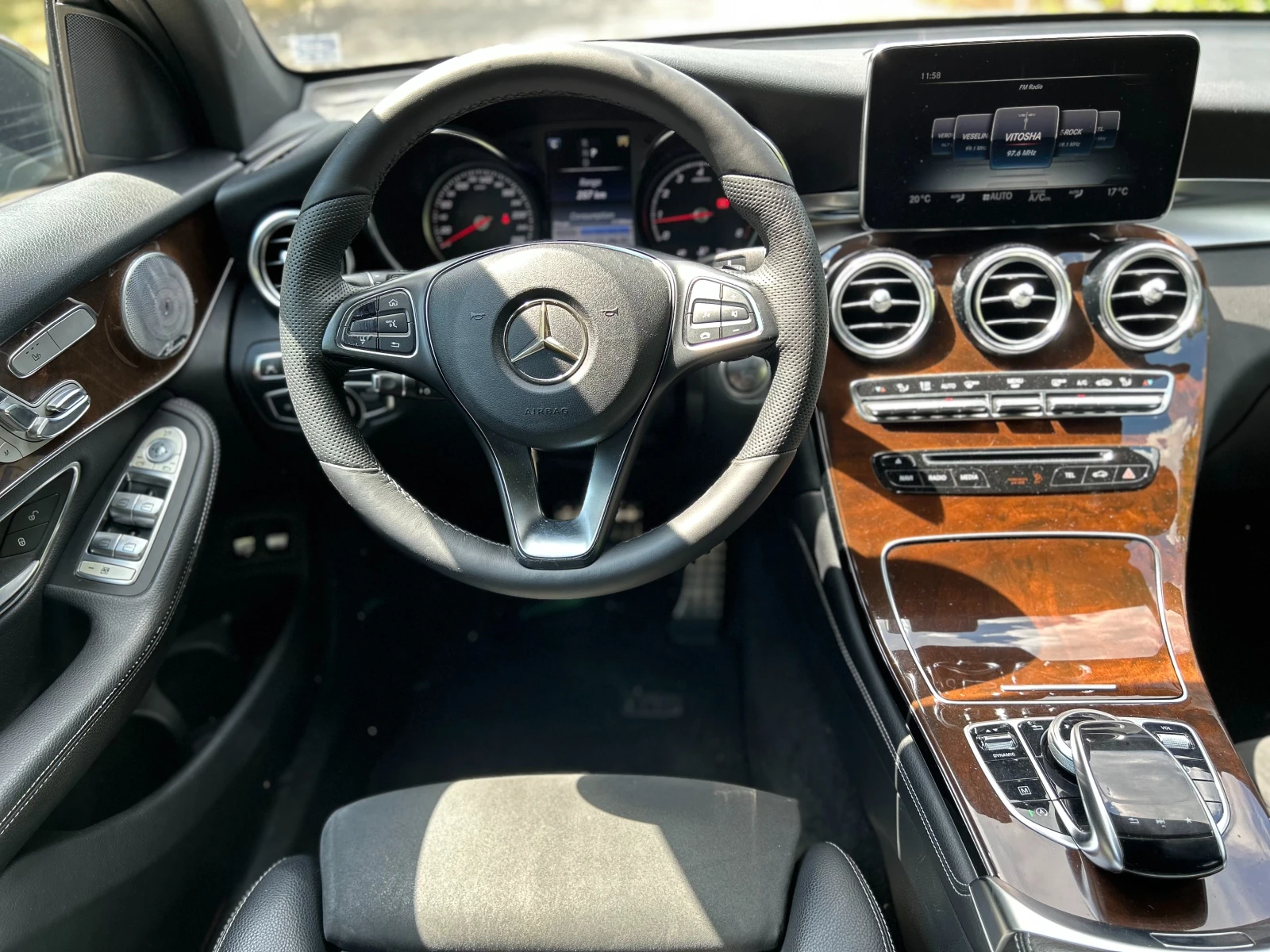 Mercedes-Benz GLC 250 COUPE AMG BLACK AIRMATIC BURMESTER 360 КАМЕРИ - изображение 7