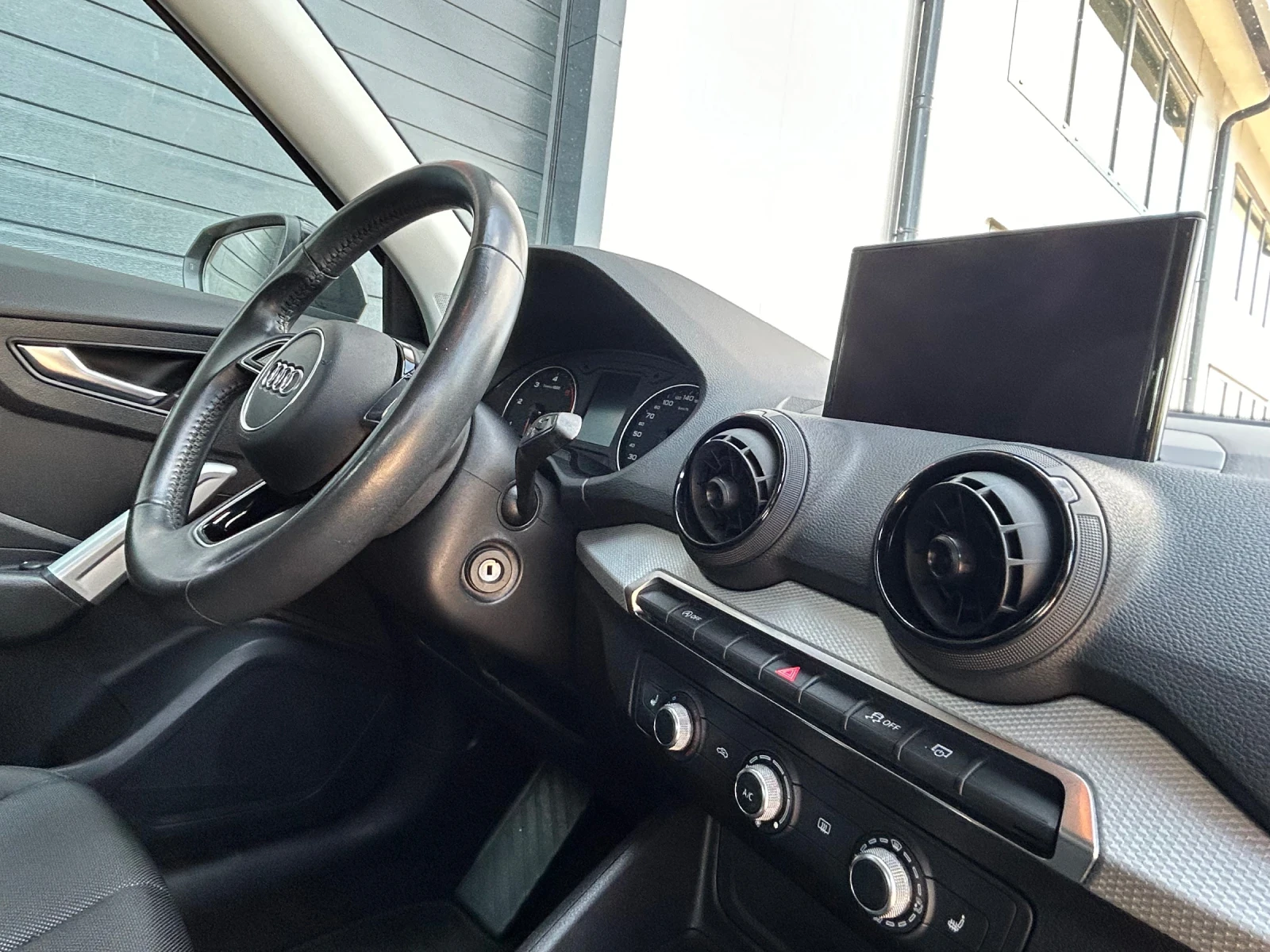 Audi Q2 1.6 TDI  2018  | Mobile.bg   14