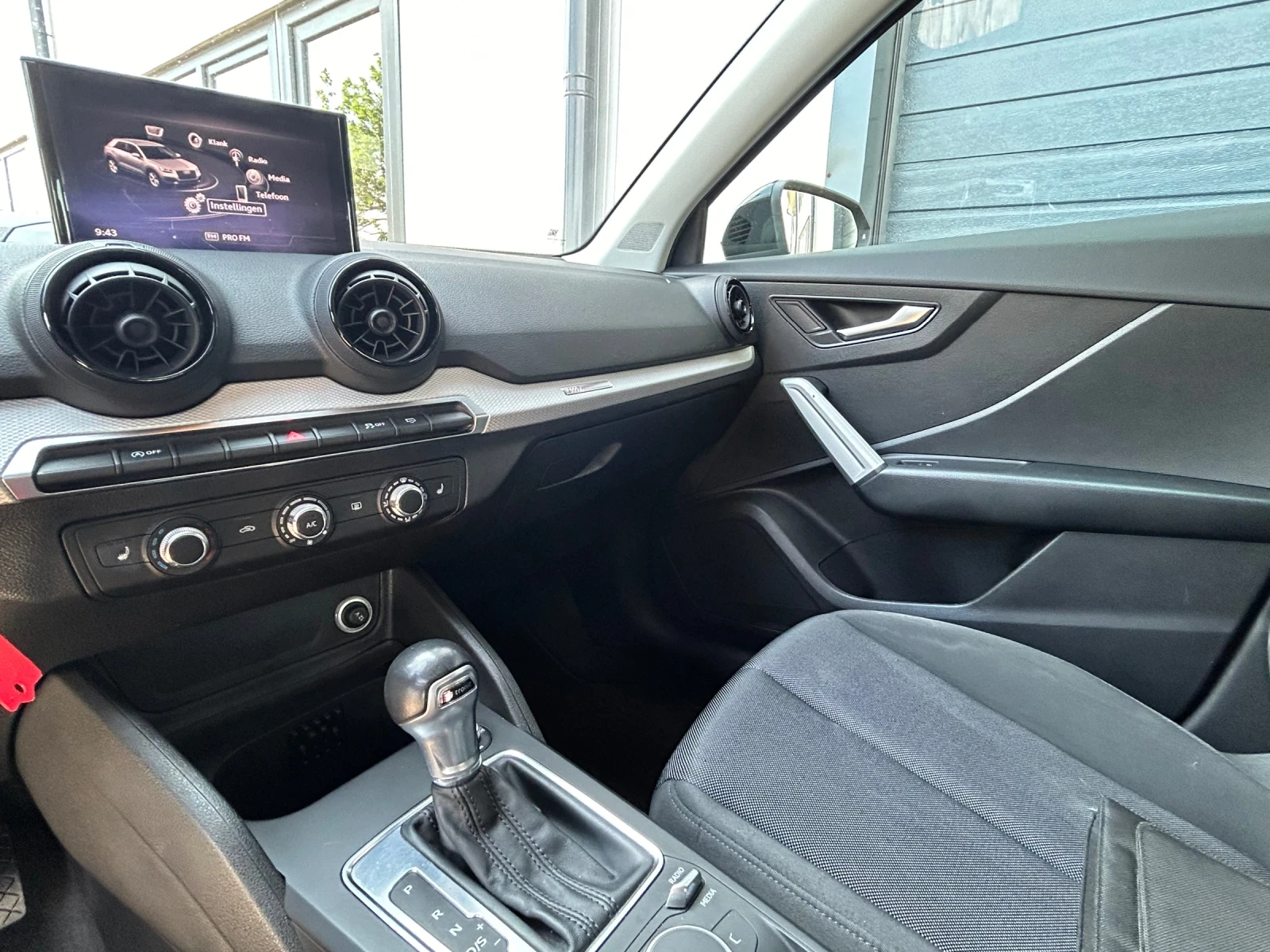 Audi Q2 1.6 TDI  2018  | Mobile.bg   11