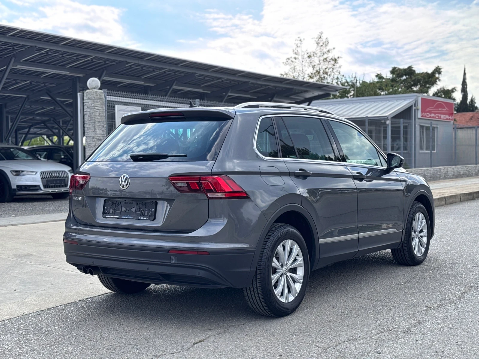 VW Tiguan 2.0TDI 4MOTION DSG * ПЕРФЕКТЕН*  - изображение 5