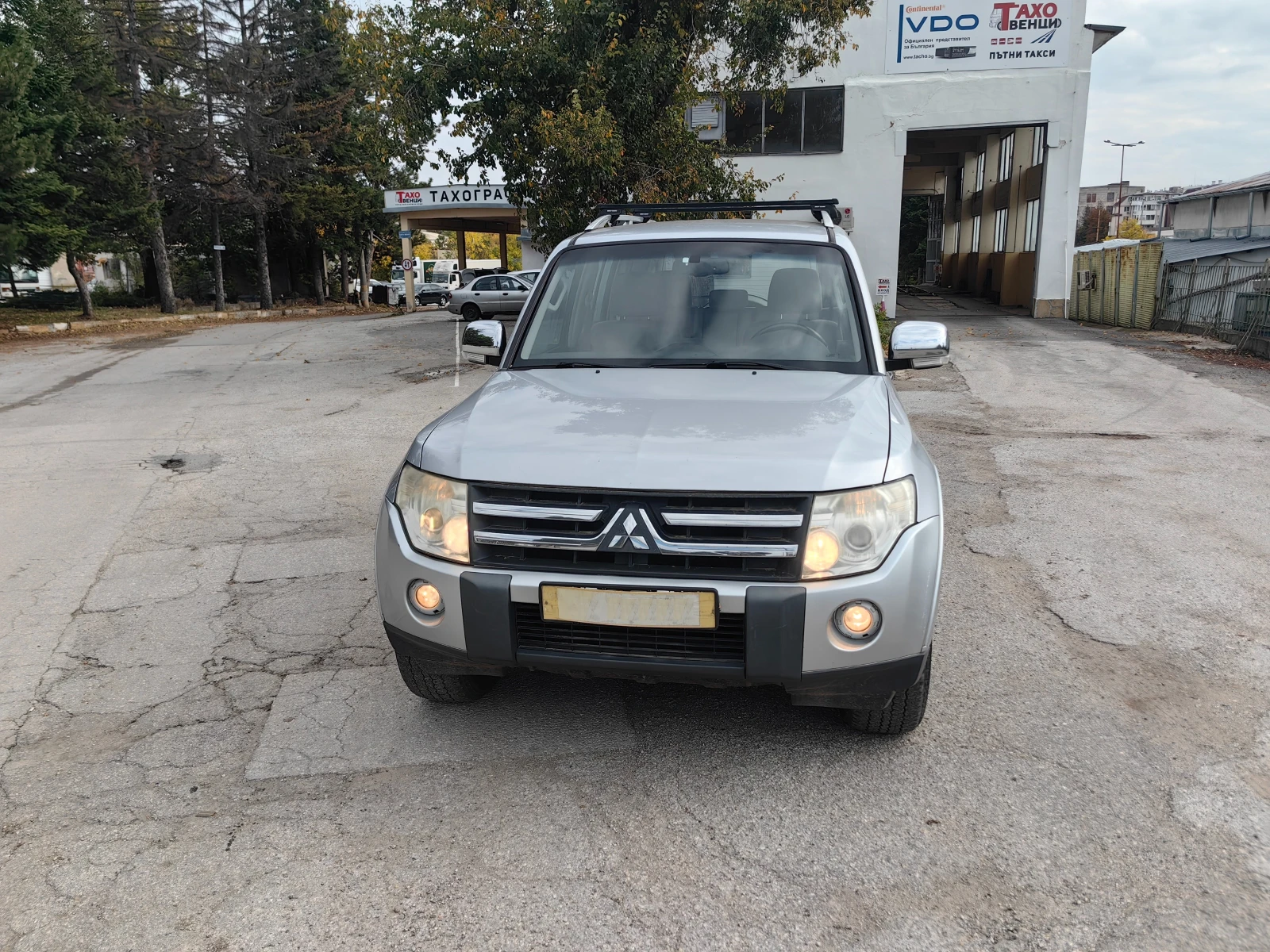 Mitsubishi Pajero  3.0i V6 GLS Automatic - изображение 4