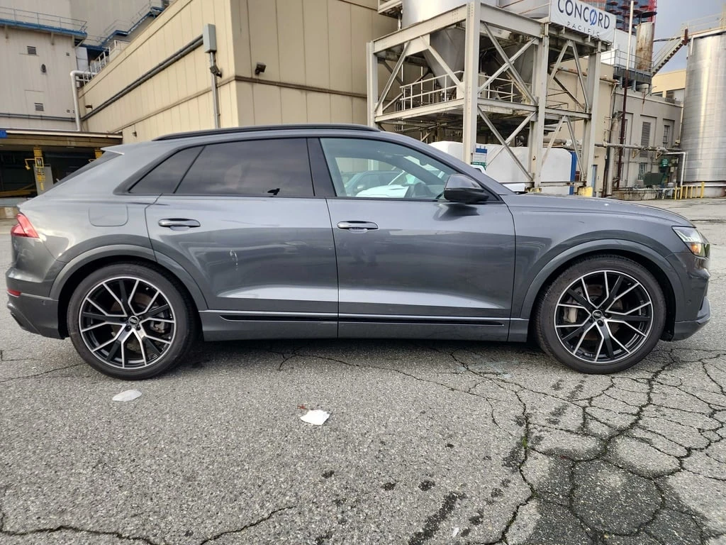 Audi Q8 * TECHNIK * CARFAX * БЕЗ ПЪРВОНАЧАЛНА ВНОСКА - изображение 5