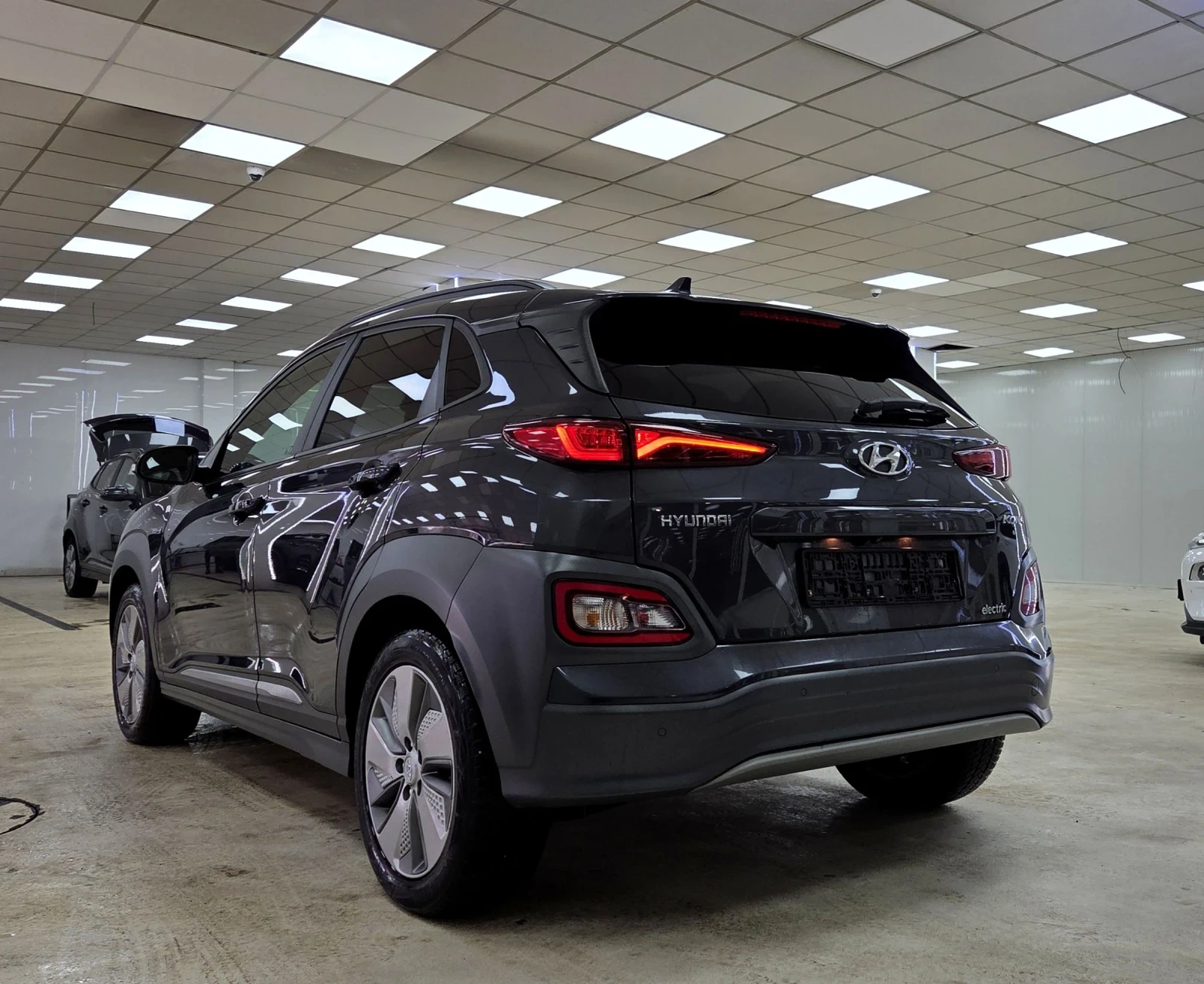 Hyundai Kona 64KWh/Premium/12.2020/Blue Link/SOH100% | Mobile.bg � ����������� 4