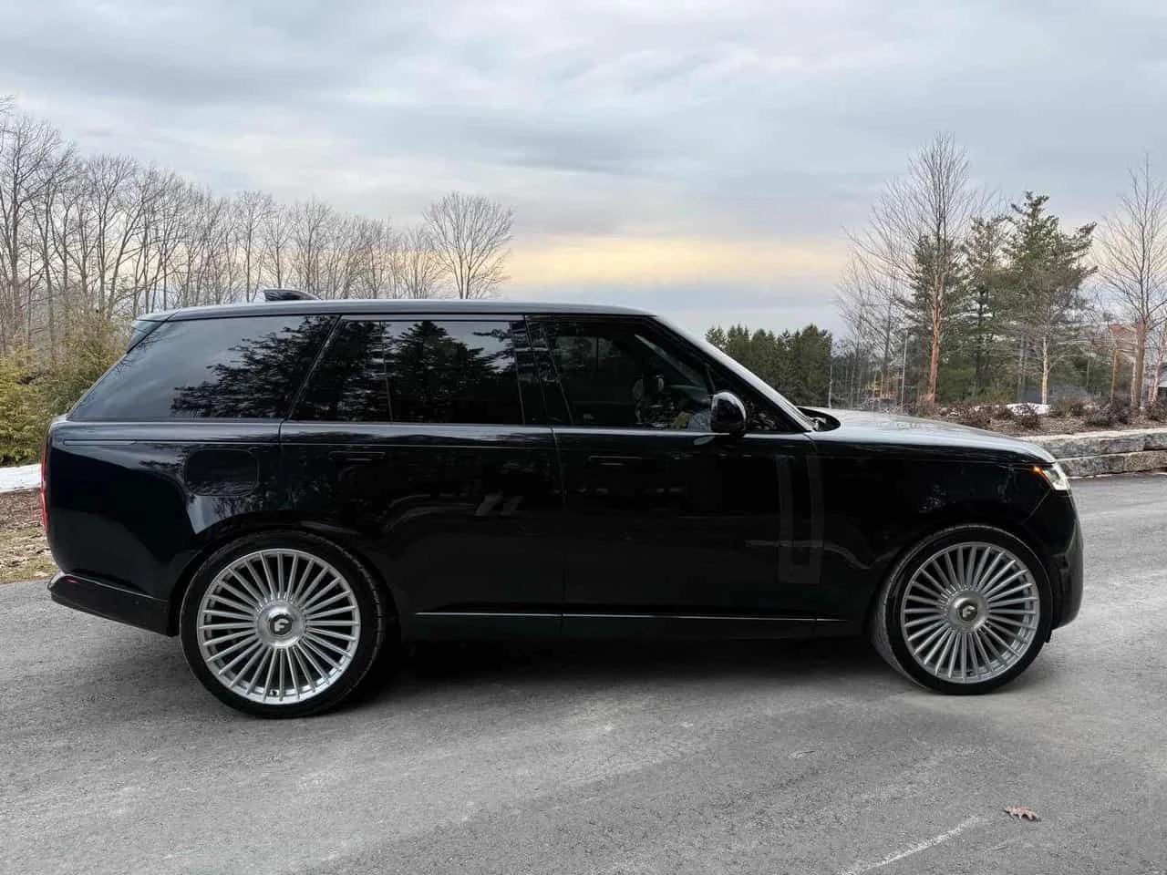 Land Rover Range rover * SE * CARFAX * ОБДУХВАНЕ * МАСАЖ * HEAD UP, снимка 3 - Автомобили и джипове - 53994379