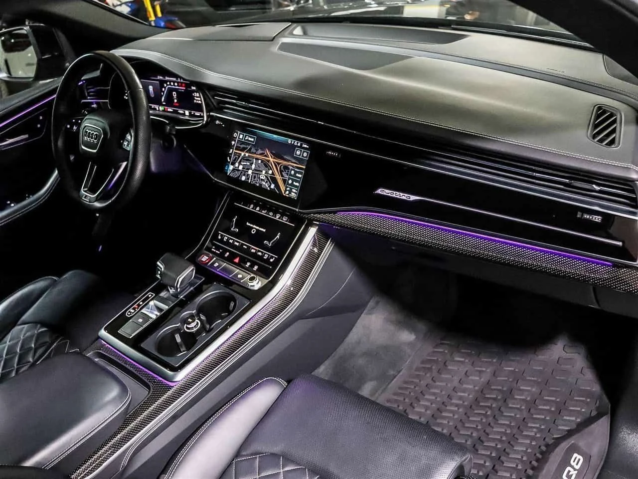 Audi SQ8 quattro Premium Plus  CARFAX, снимка 12 - Автомобили и джипове - 54414255