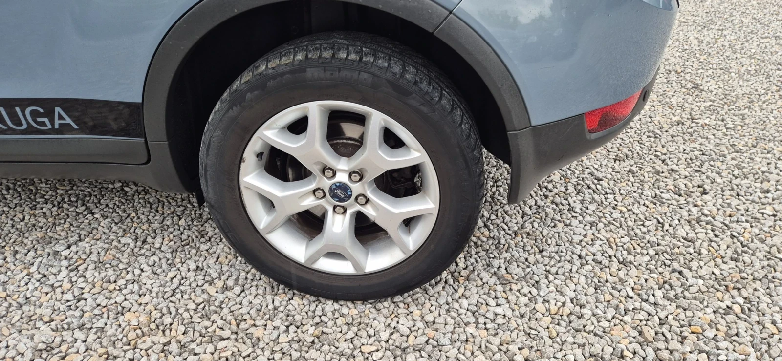 Ford Kuga 2.5T-200кс.4X4, снимка 14 - Автомобили и джипове - 54643712