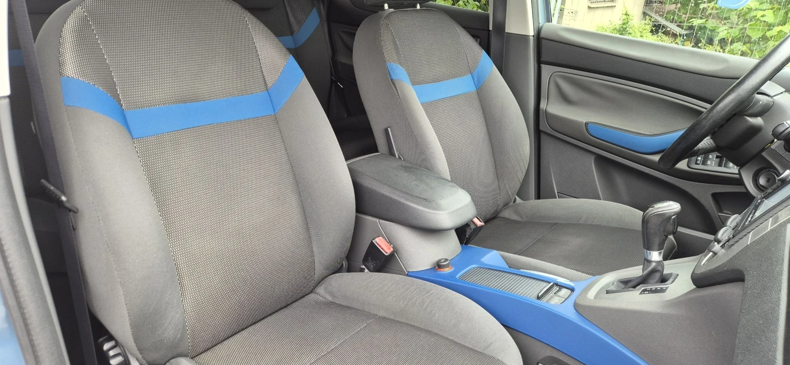 Ford Kuga 2.5T-200кс.4X4, снимка 14 - Автомобили и джипове - 54643712