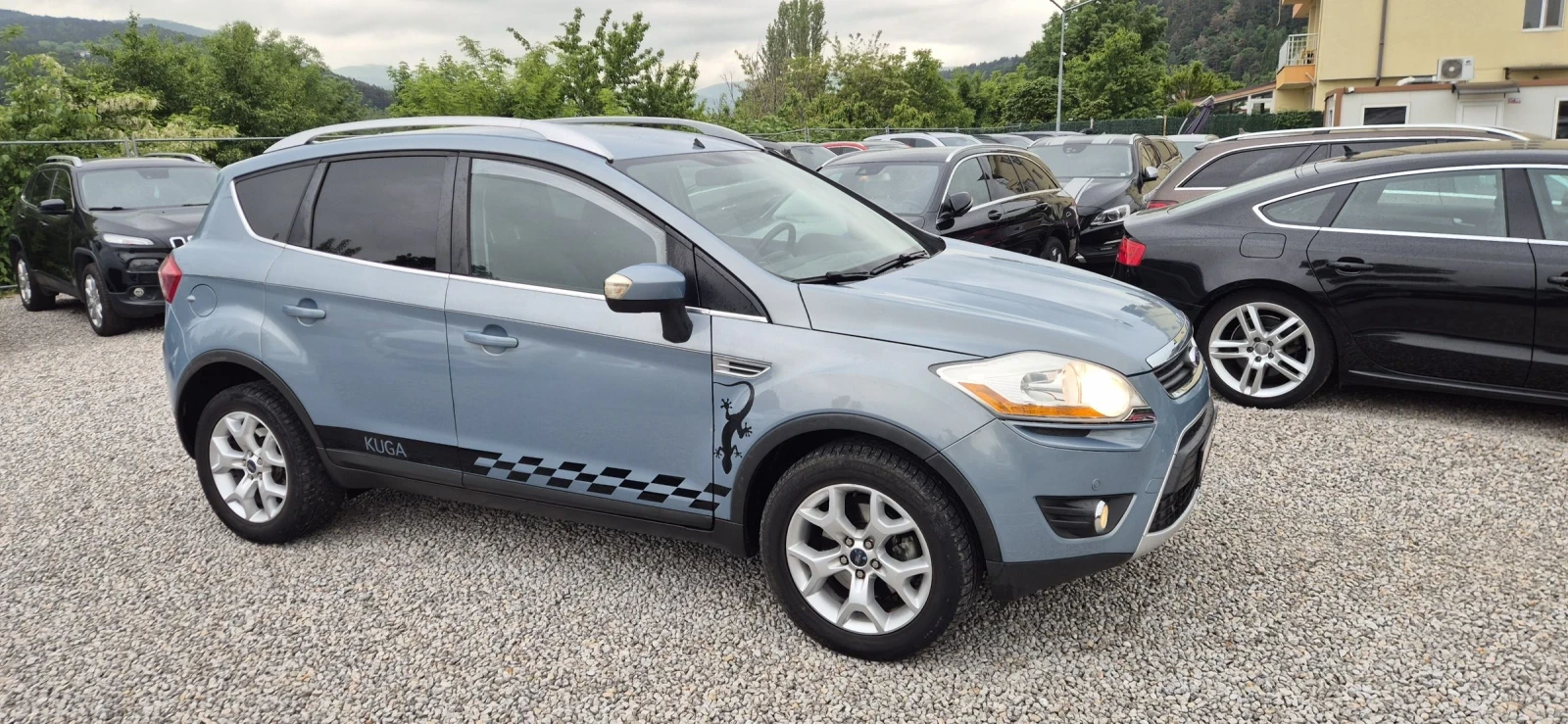 Ford Kuga 2.5T-200кс.4X4, снимка 3 - Автомобили и джипове - 54643712