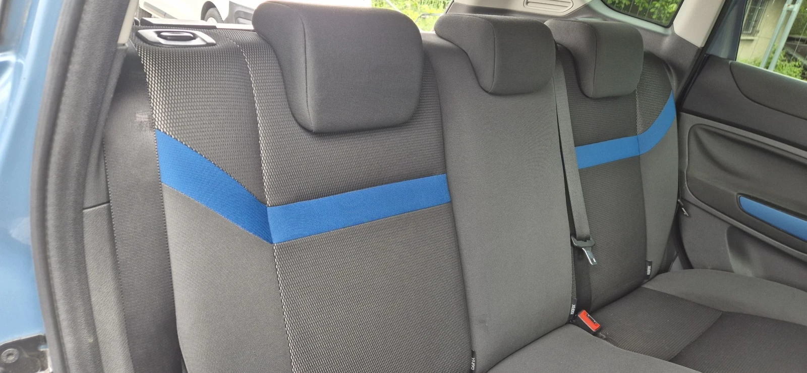 Ford Kuga 2.5T-200кс.4X4, снимка 11 - Автомобили и джипове - 54643712