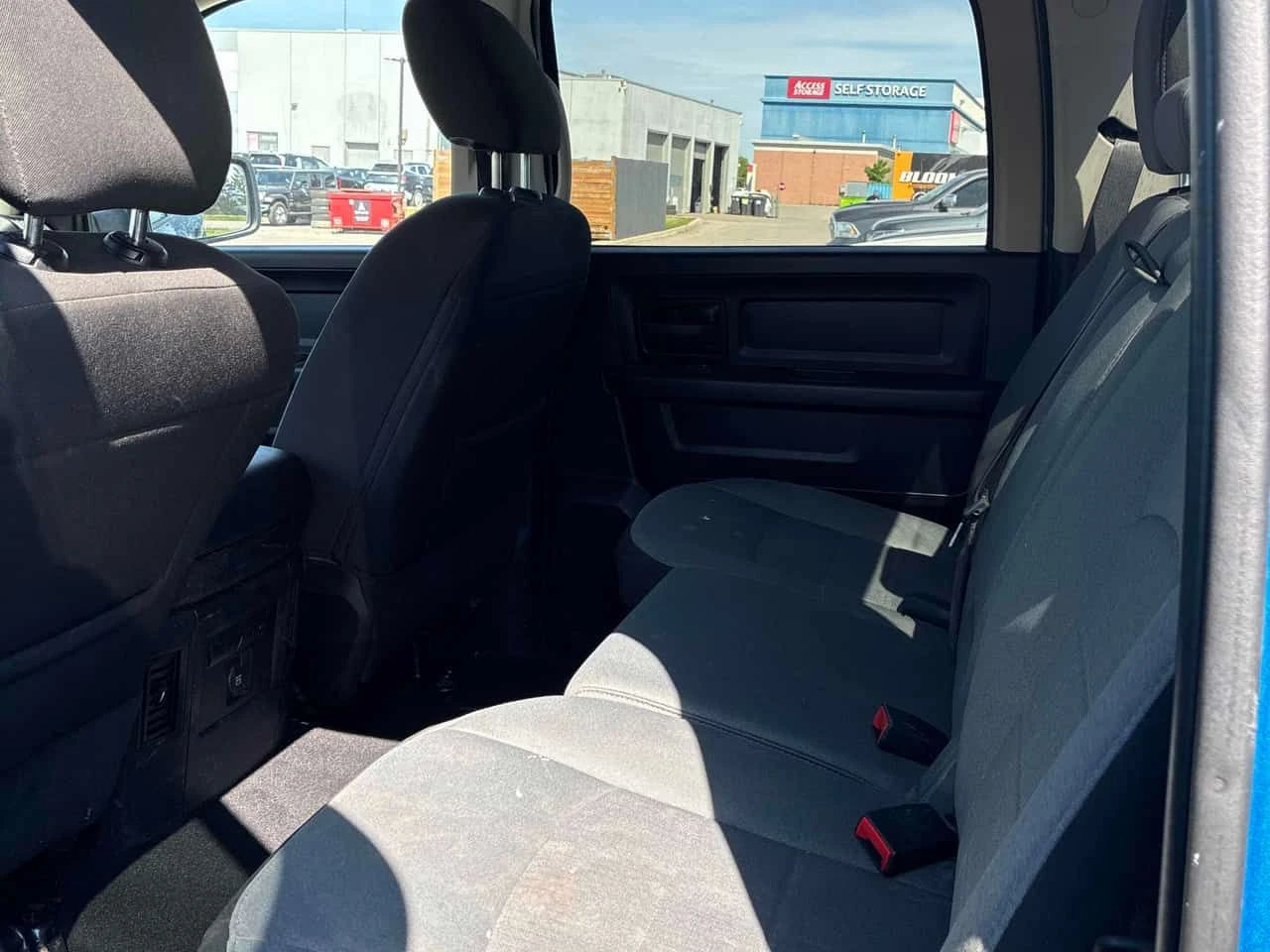 Dodge RAM 1500 * Express * АВТОКРЕДИТ БЕЗ ПЪРВОНАЧАЛНА ВНОСКА* , снимка 12 - Автомобили и джипове - 54953178
