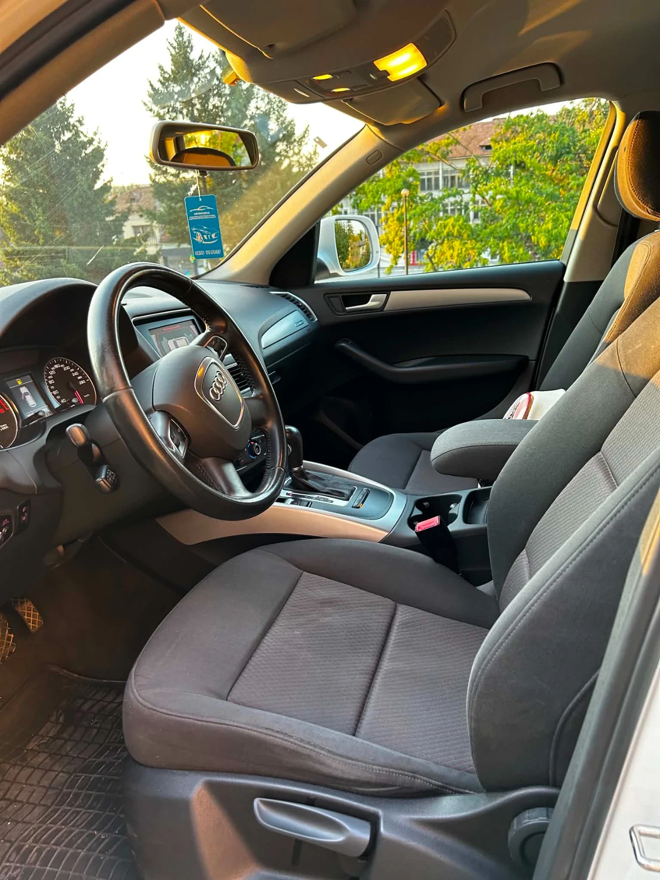 Audi Q5 2.0 TDI QUATRRO, снимка 8 - Автомобили и джипове - 55011758