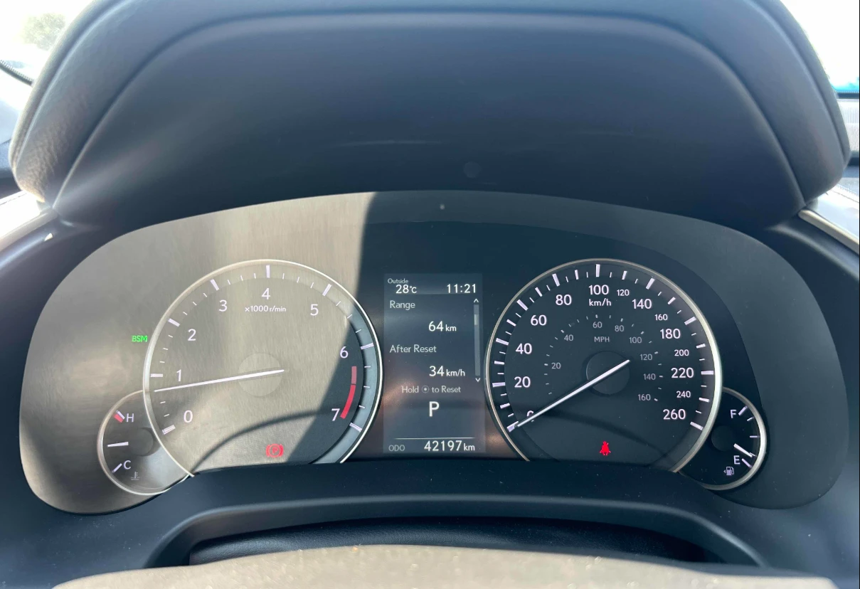 Lexus RX 350 42к км* Пано* Кожа* ЕДИН СОБСТВЕНИК* , снимка 8 - Автомобили и джипове - 55107294
