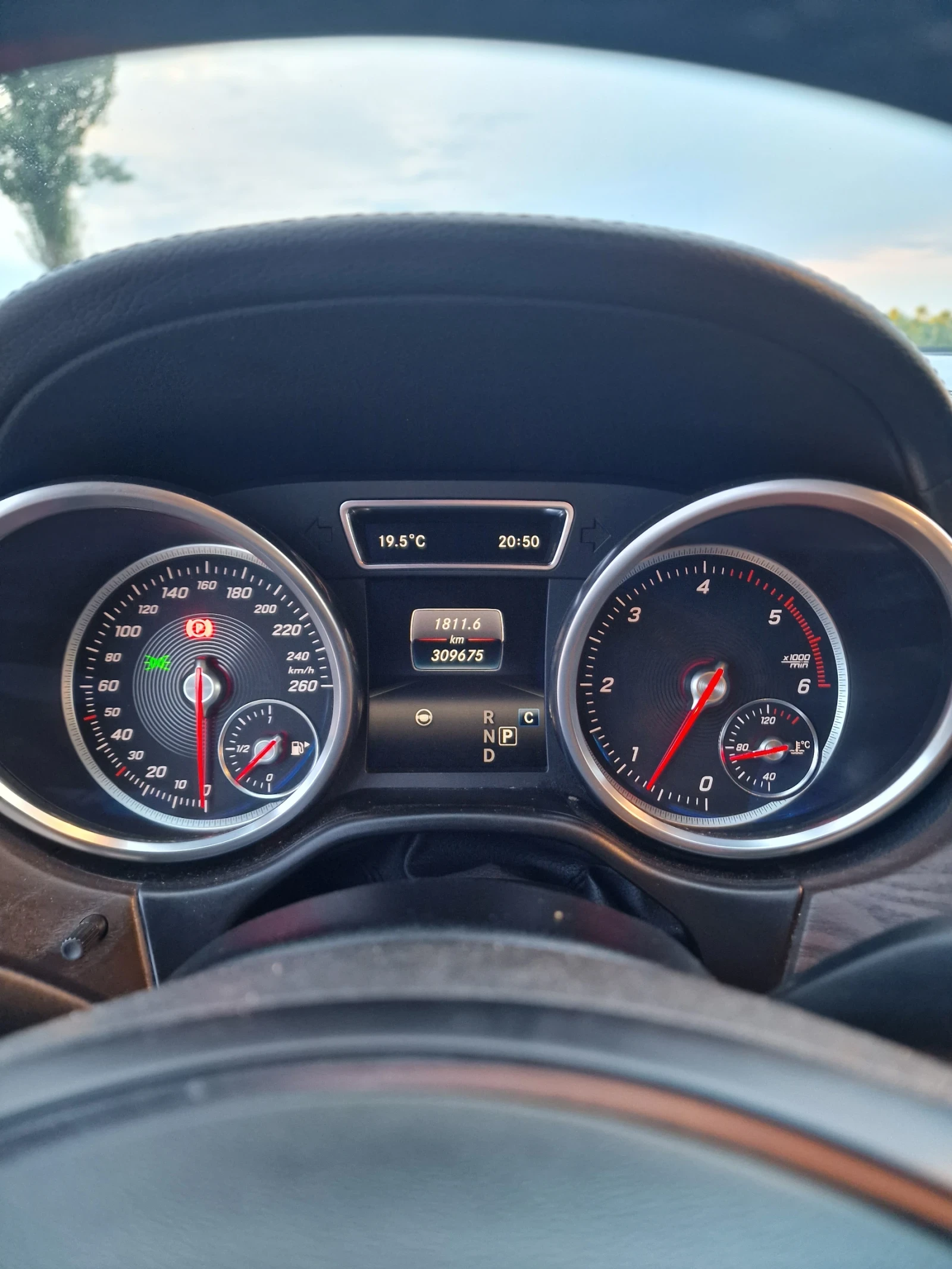 Mercedes-Benz GLE 350 350d, снимка 10 - Автомобили и джипове - 55212534