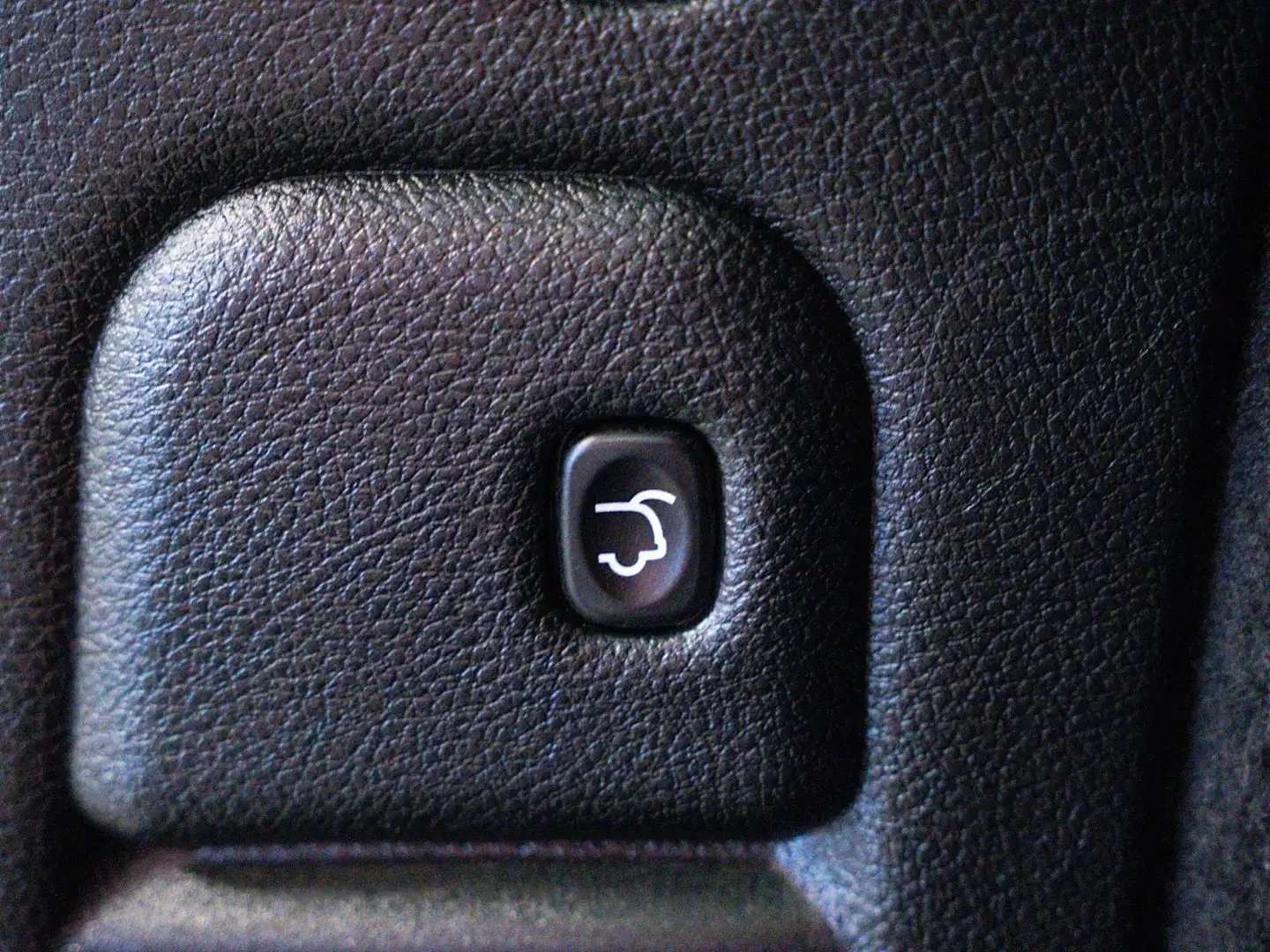 Dodge Durango SRT 392 Plus ���� �� �������� ���������� | Mobile.bg � ����������� 17