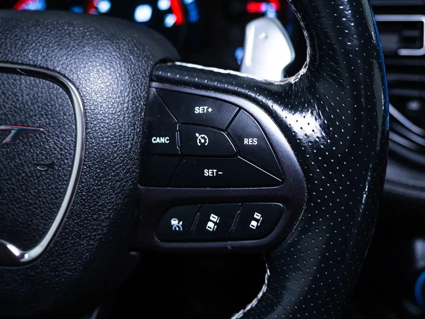 Dodge Durango SRT 392 Plus ���� �� �������� ���������� | Mobile.bg � ����������� 14