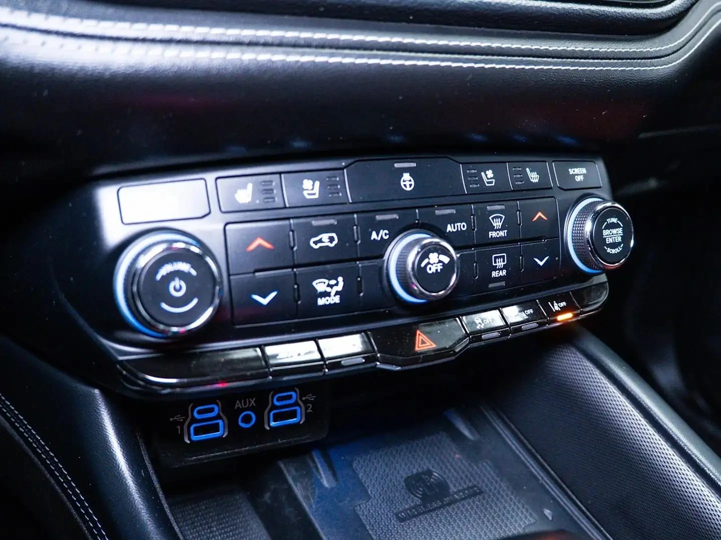 Dodge Durango SRT 392 Plus ���� �� �������� ���������� | Mobile.bg � ����������� 13