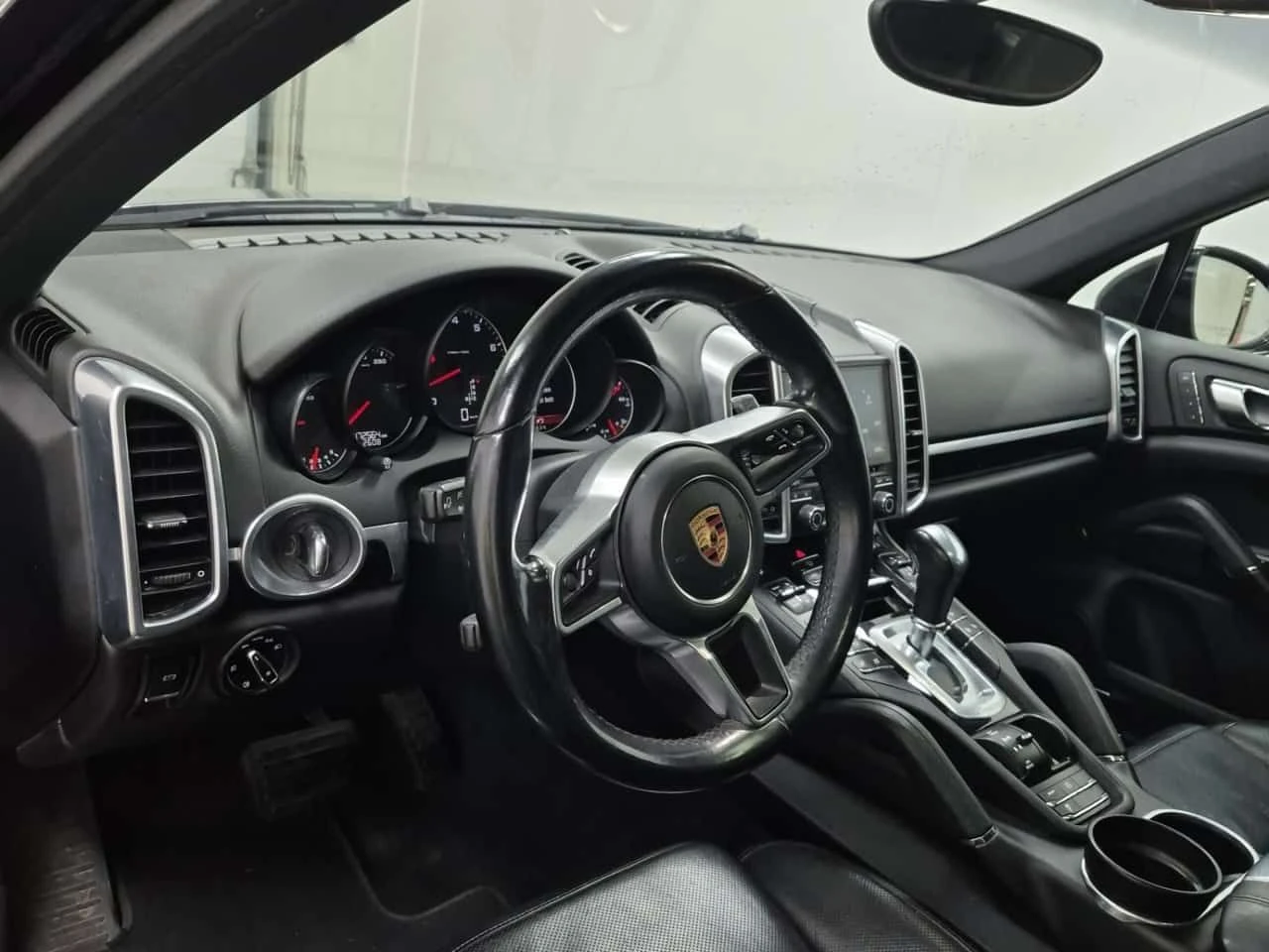 Porsche Cayenne * AWD 4DR * CARFAX * ЦЕНА ДО БГ, снимка 7 - Автомобили и джипове - 55472386