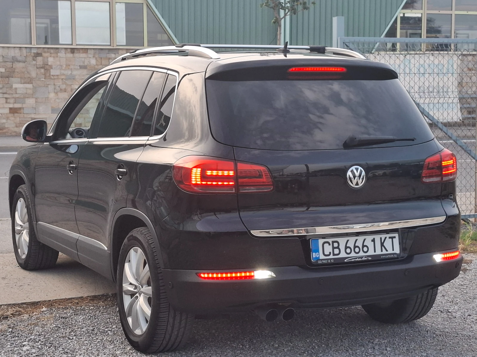 VW Tiguan 2.0tdi 140ps. 4motion * 119000км. * ТОП СЪСТОЯНИЕ*, снимка 4 - Автомобили и джипове - 55874600