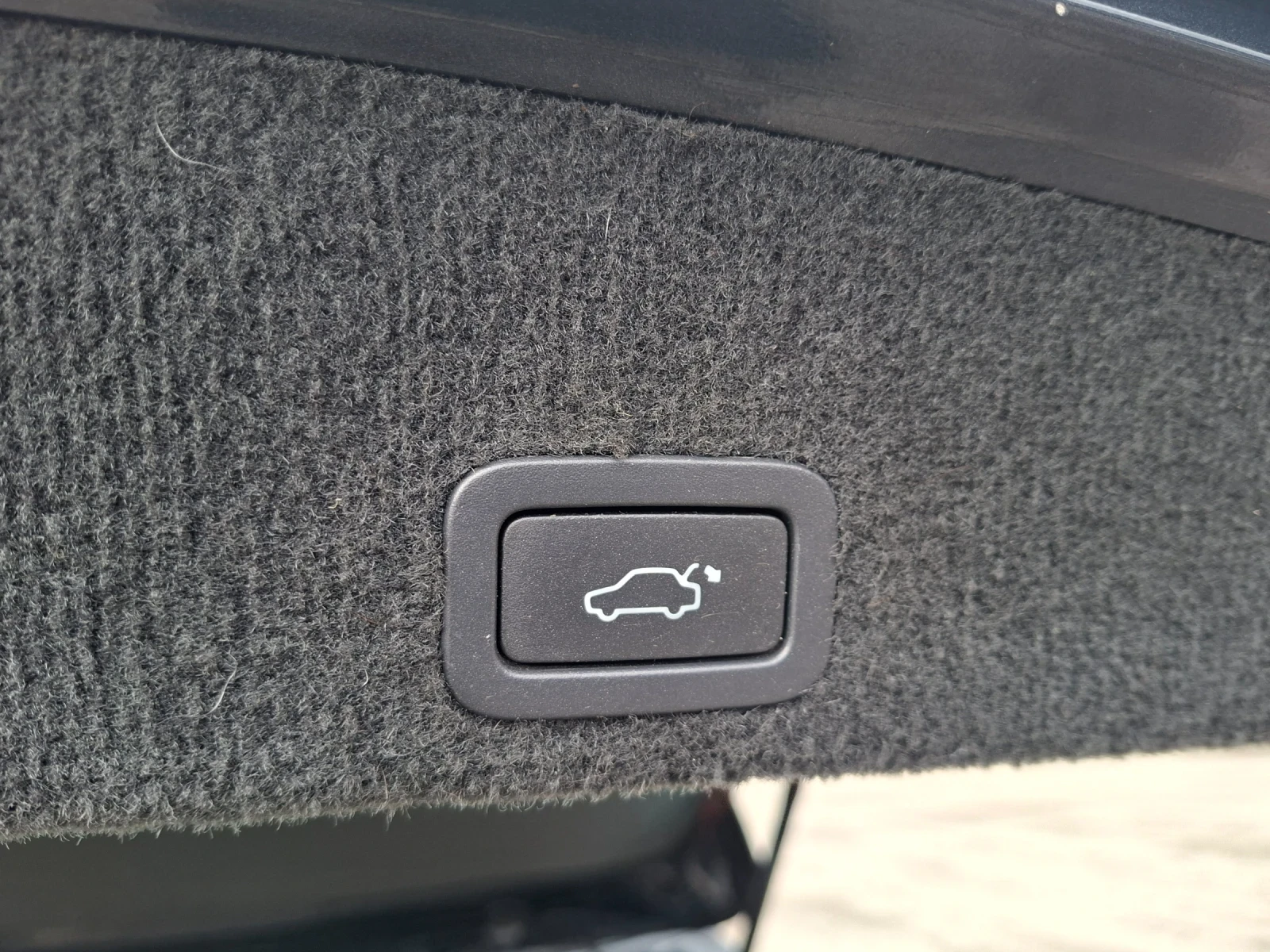 Volvo XC60 2, 4 d D3 4wd, снимка 13 - Автомобили и джипове - 56232798