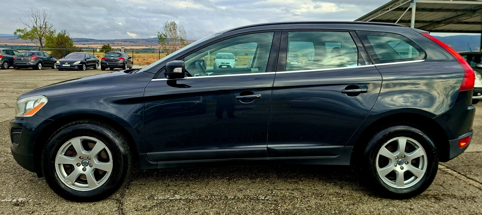 Volvo XC60 2, 4 d D3 4wd, снимка 8 - Автомобили и джипове - 56232798