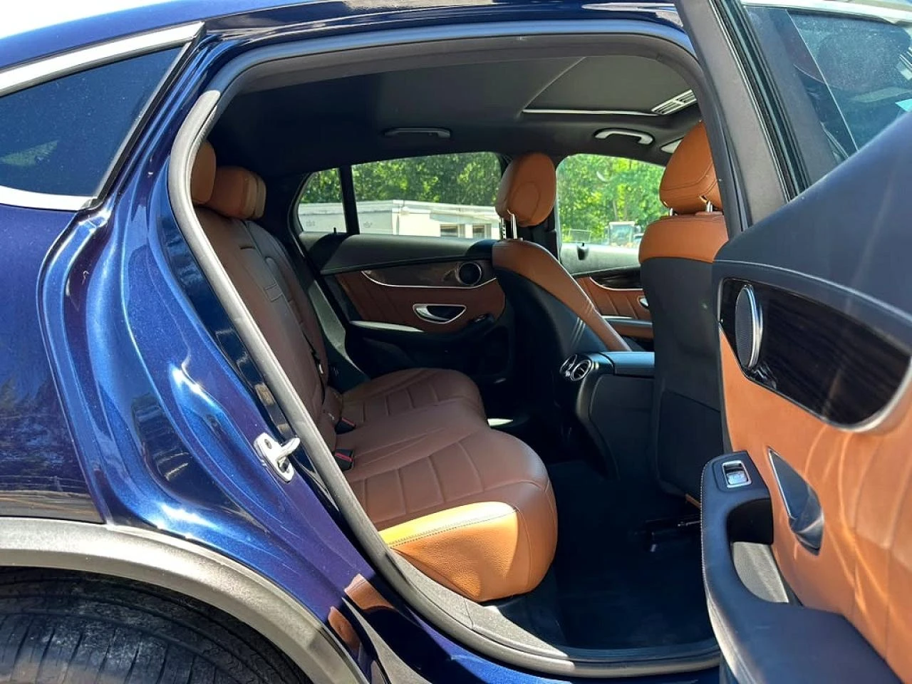 Mercedes-Benz GLC Coupe 300, снимка 7 - Автомобили и джипове - 56342203