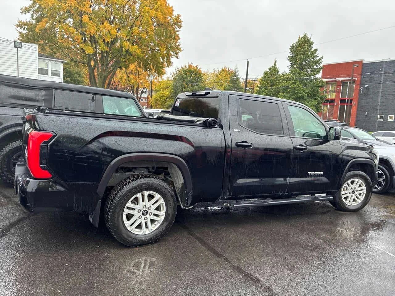 Toyota Tundra  SR5 * CARFAX * ��� ������������ ������ | Mobile.bg � ����������� 3