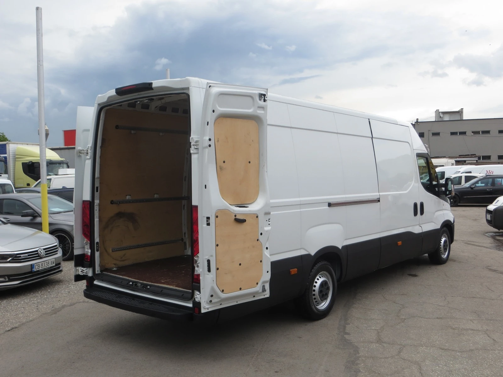 Iveco Daily 35S15V_16 m3 | Mobile.bg   17