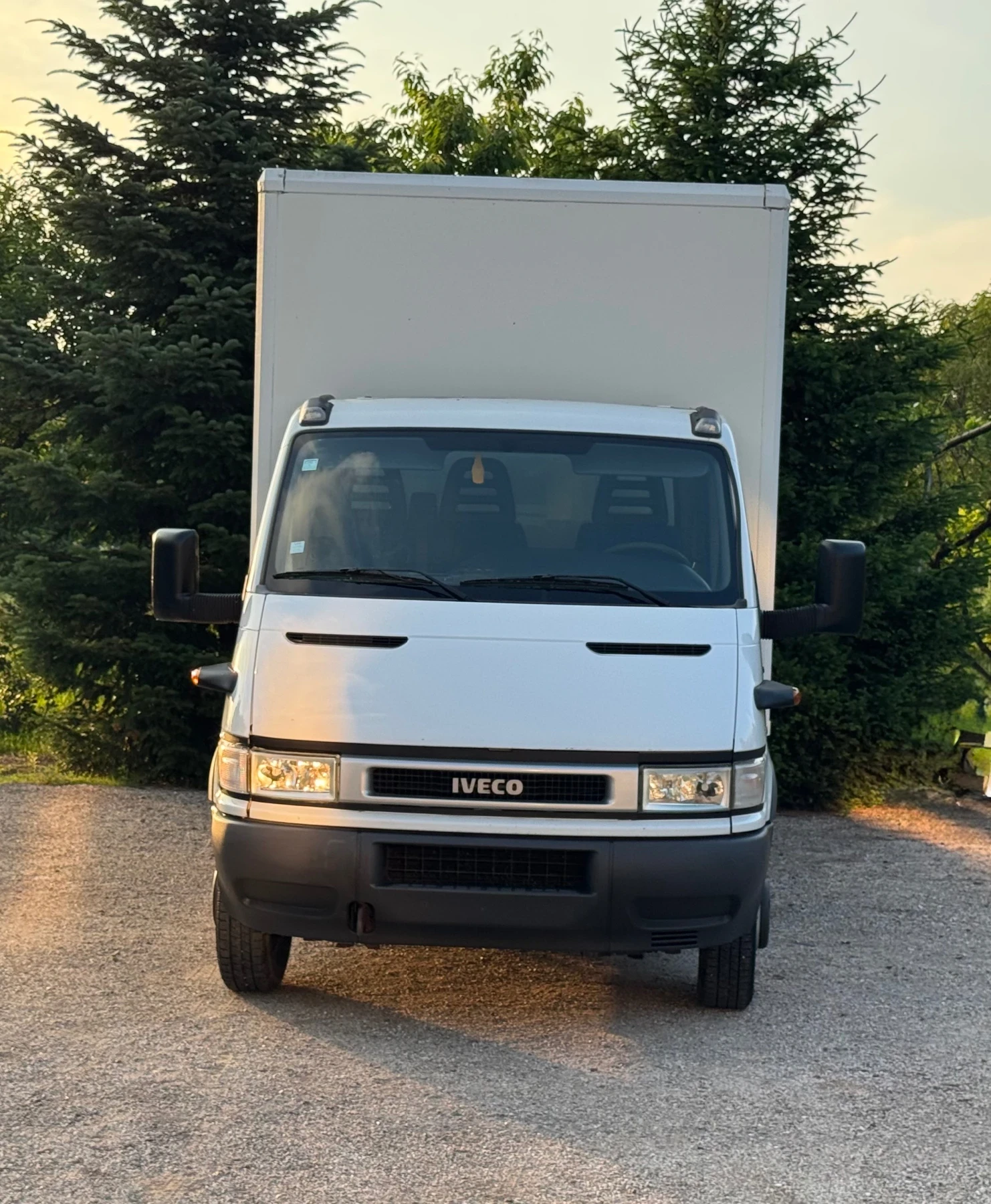 Iveco Daily 50c13* 2.8* ПАДАЩ БОРД* Б категория* 218хил.км, снимка 11 - Бусове и автобуси - 53743051