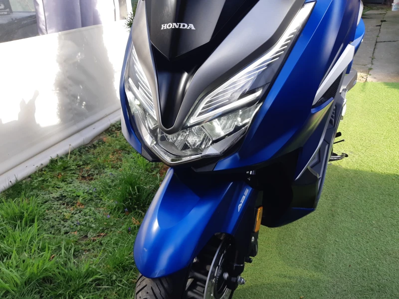 Honda Forza 350/TCS/Abs/ led, снимка 6 - Мотоциклети и мототехника - 52590162