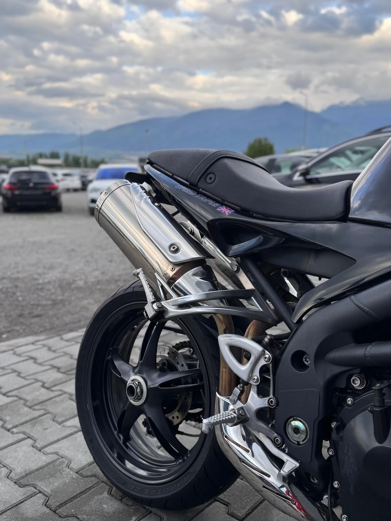 Triumph Speed Triple | Mobile.bg   11