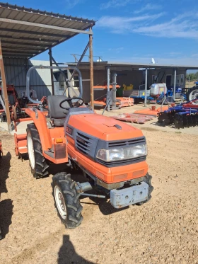 Трактор Kubota Скайтрак , снимка 3