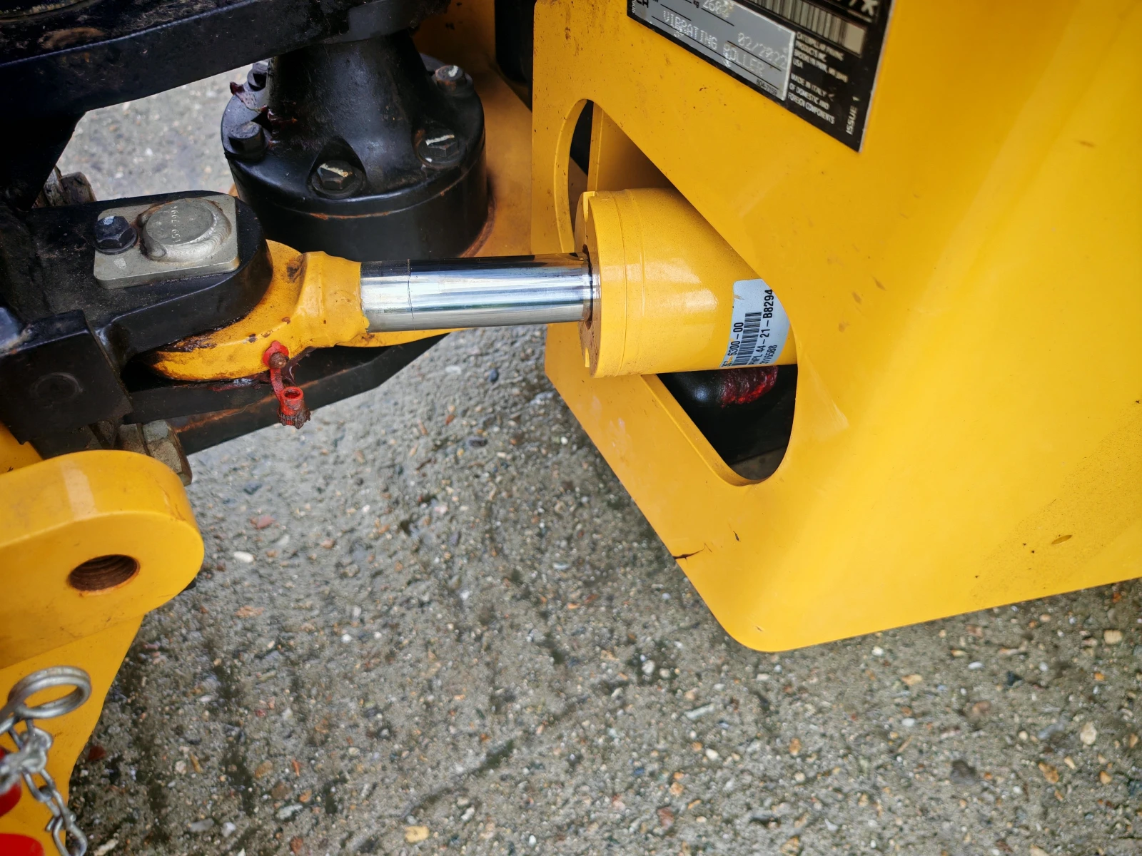  BOMAG CAT CB2.7     3, 5% | Mobile.bg   14