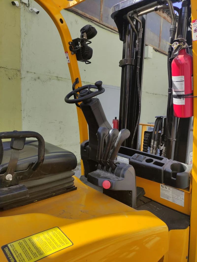 Електрокар Hyster, снимка 5 - Индустриална техника - 47027492