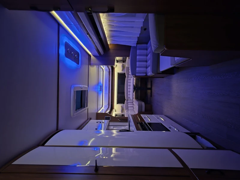 Каравана Hobby, снимка 10 - Каравани и кемпери - 52163757