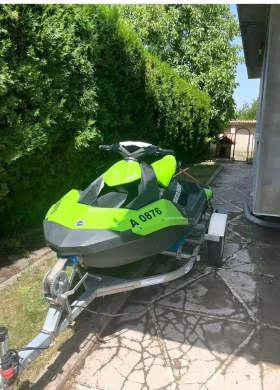 ����� �� �������� �� ���� Bombardier Sea Doo Spark