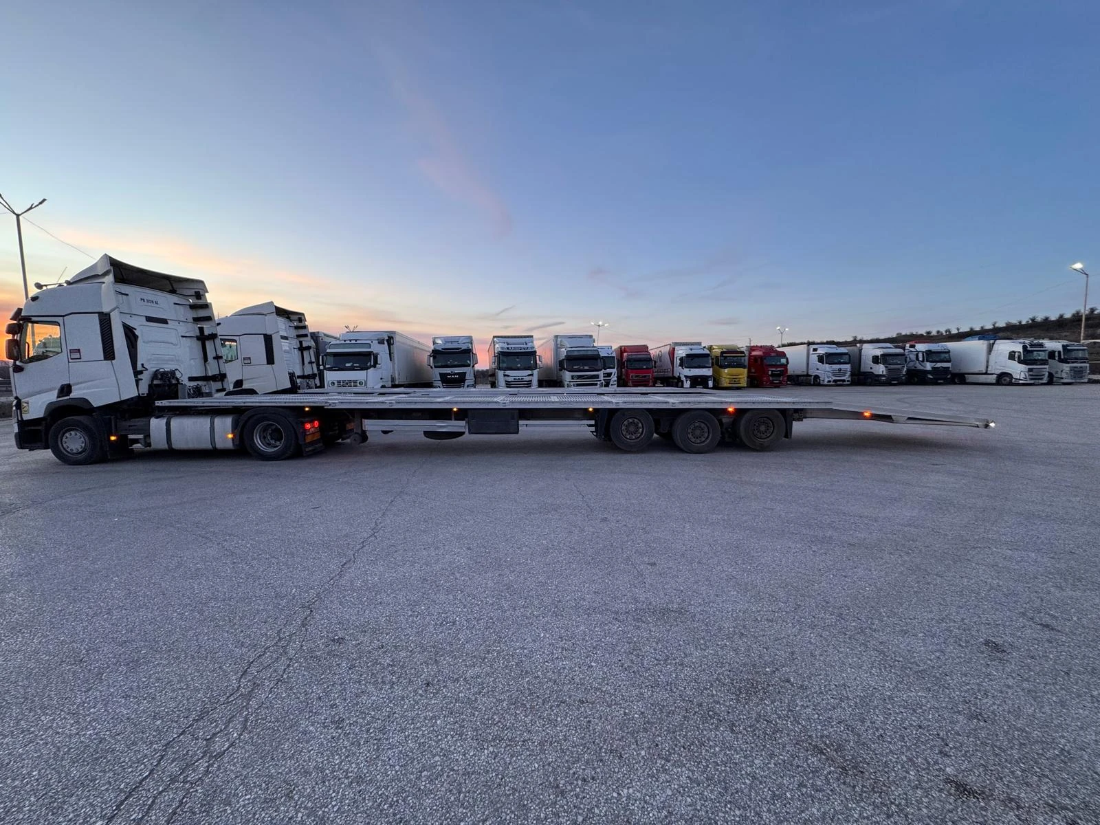 Полуремарке Schmitz 2008, снимка 2 - Ремаркета - 53880830